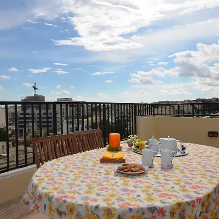 City Living Tk3 Rm 5 * St. Julian's